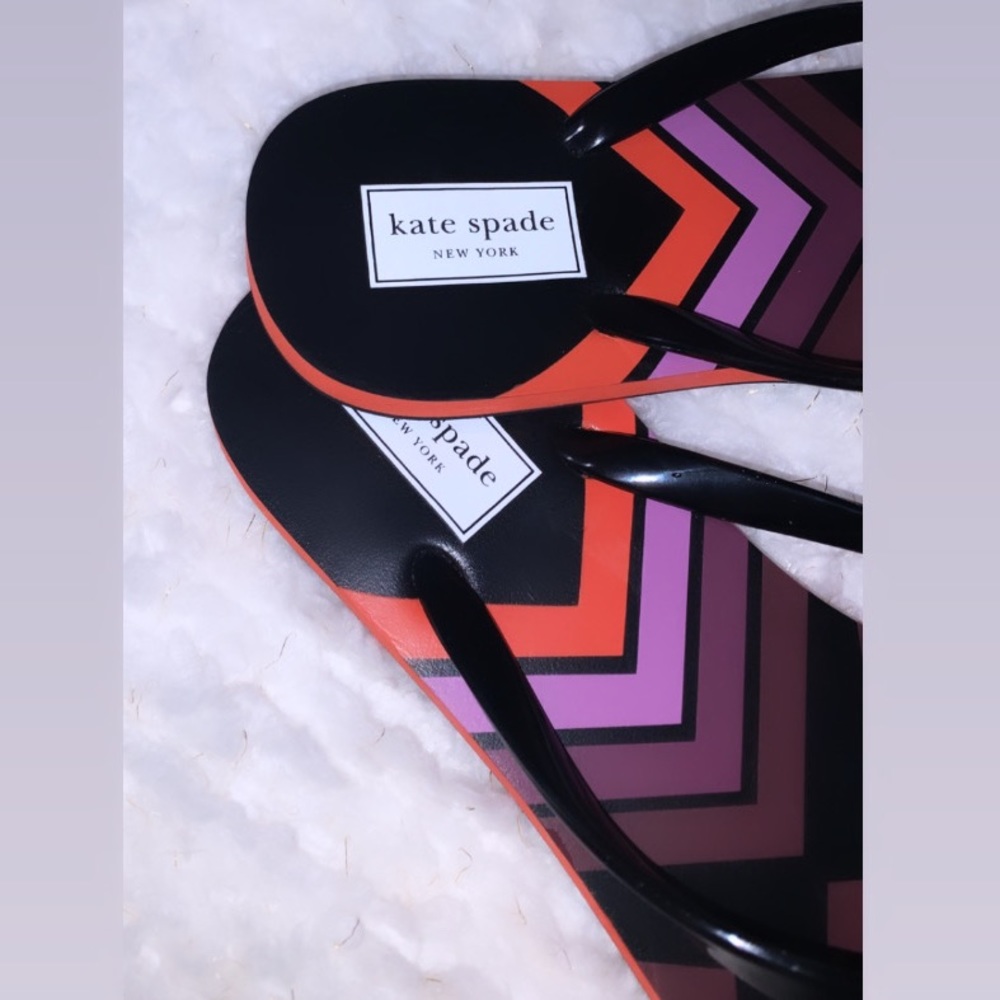 Kate Spade Flip Flops Size 7 (Brand New!)